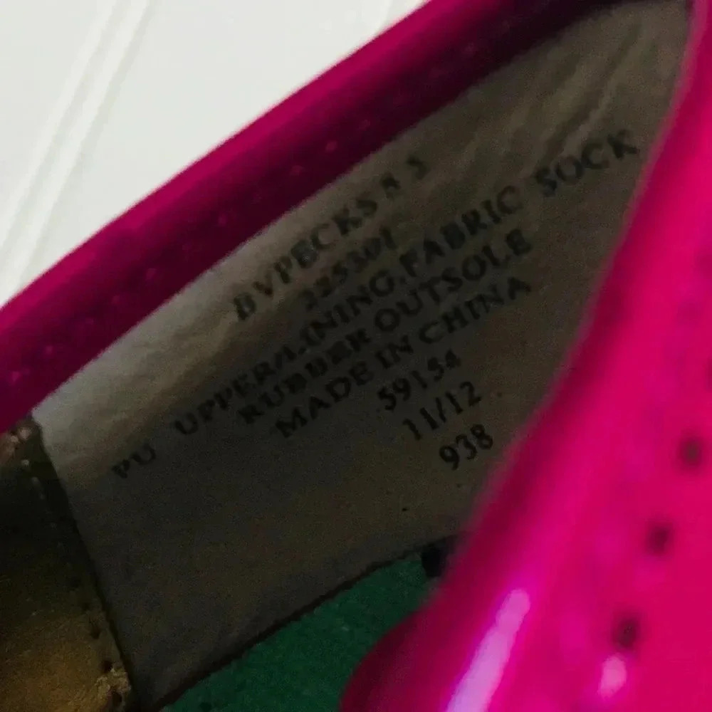 Betsey Johnson Heart Patent Leather Pumps - Picture 6 of 7